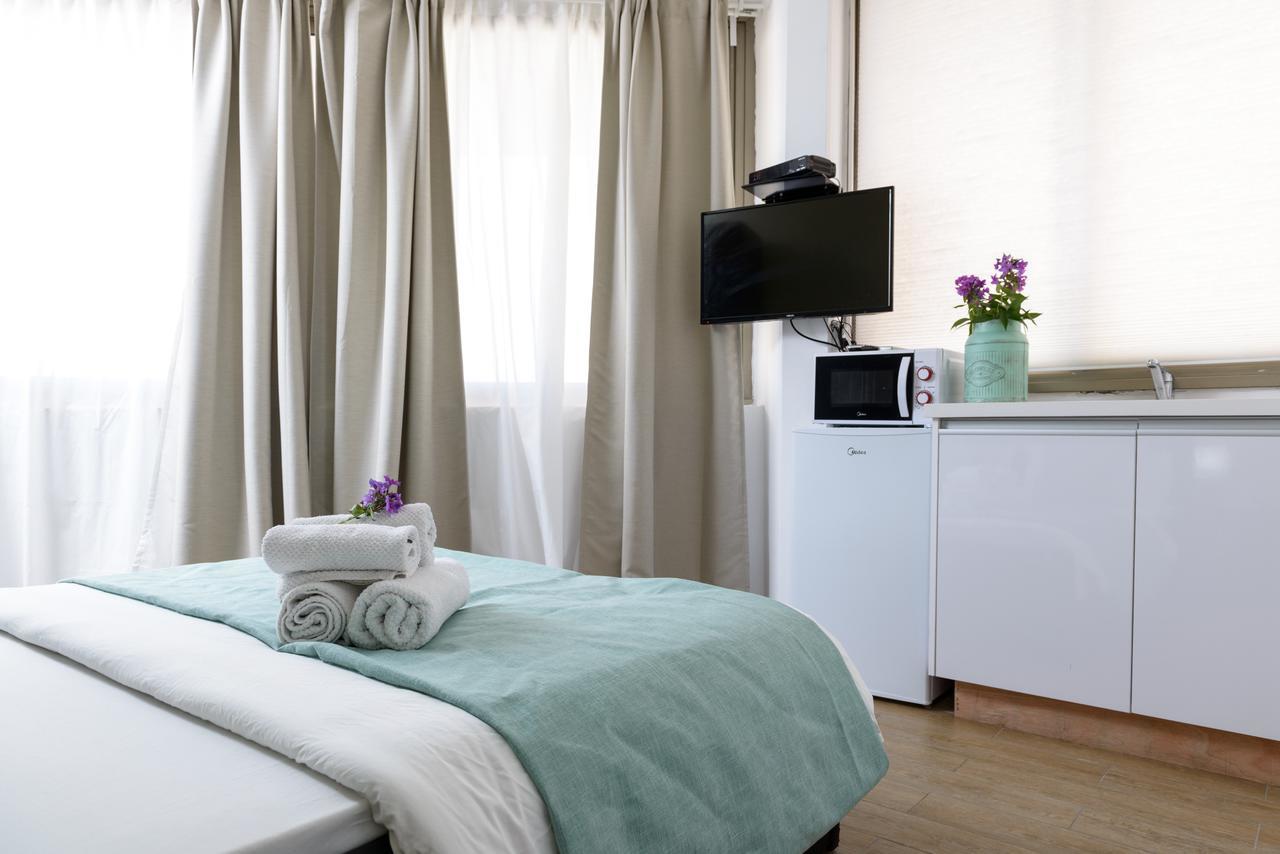 Studio & Apartments On The Beach By Aspentlv Tel Aviv Exteriör bild