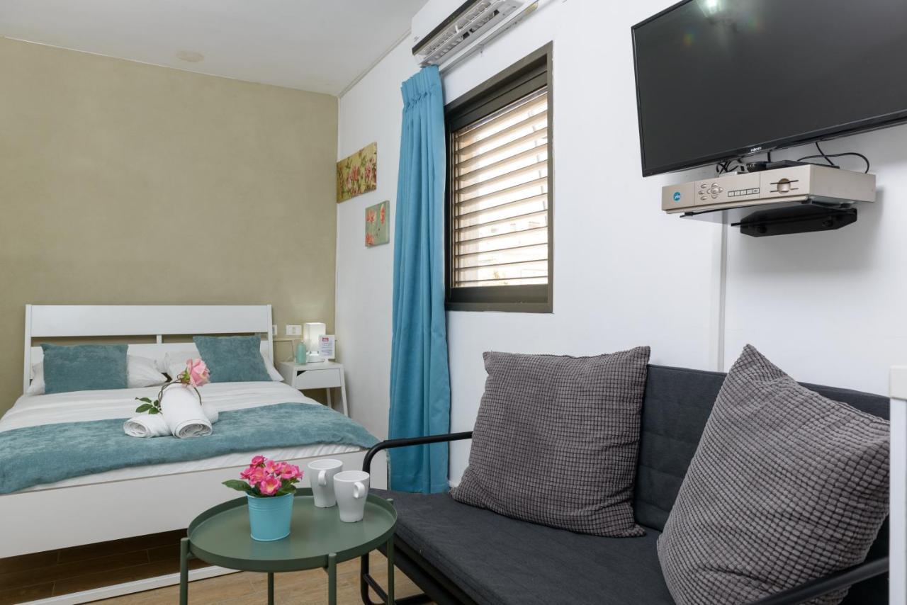 Studio & Apartments On The Beach By Aspentlv Tel Aviv Exteriör bild